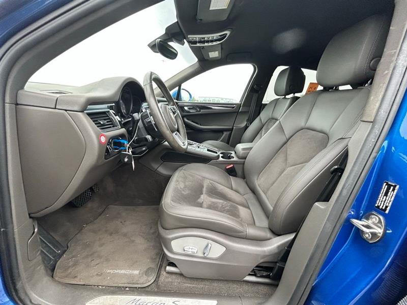 2016 PORSCHE MACAN S