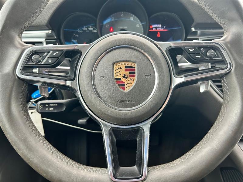 2016 PORSCHE MACAN S