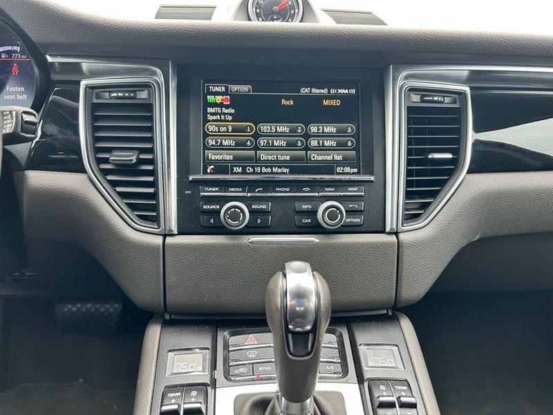 2016 PORSCHE MACAN S