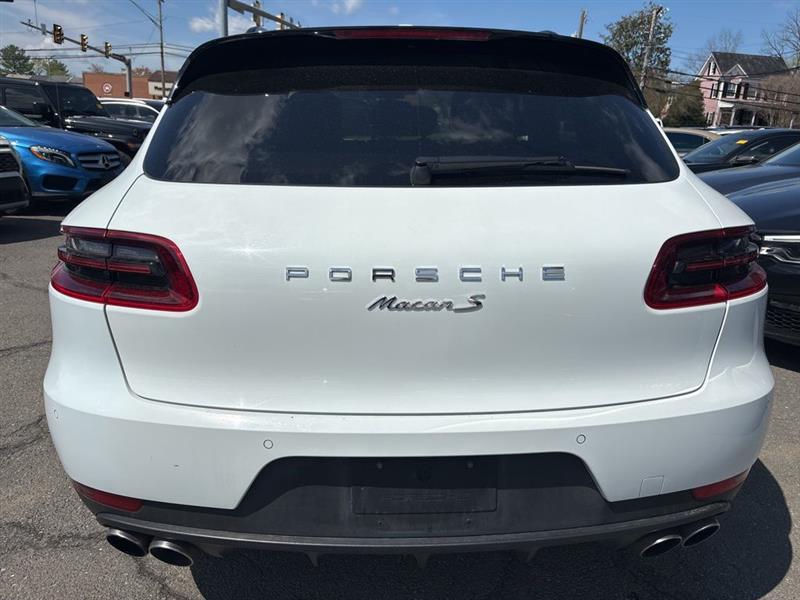 2018 PORSCHE MACAN S
