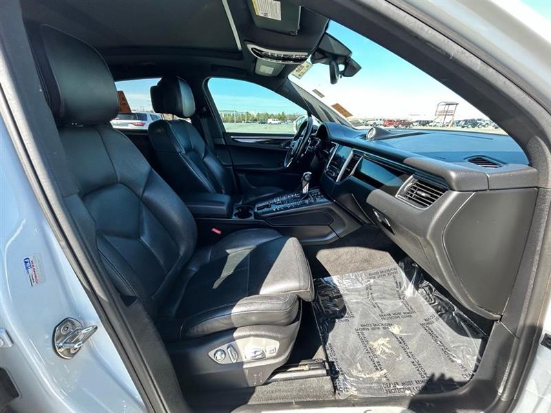 2018 PORSCHE MACAN S