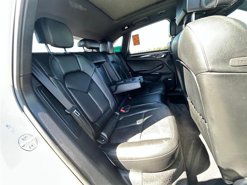 2018 PORSCHE MACAN S