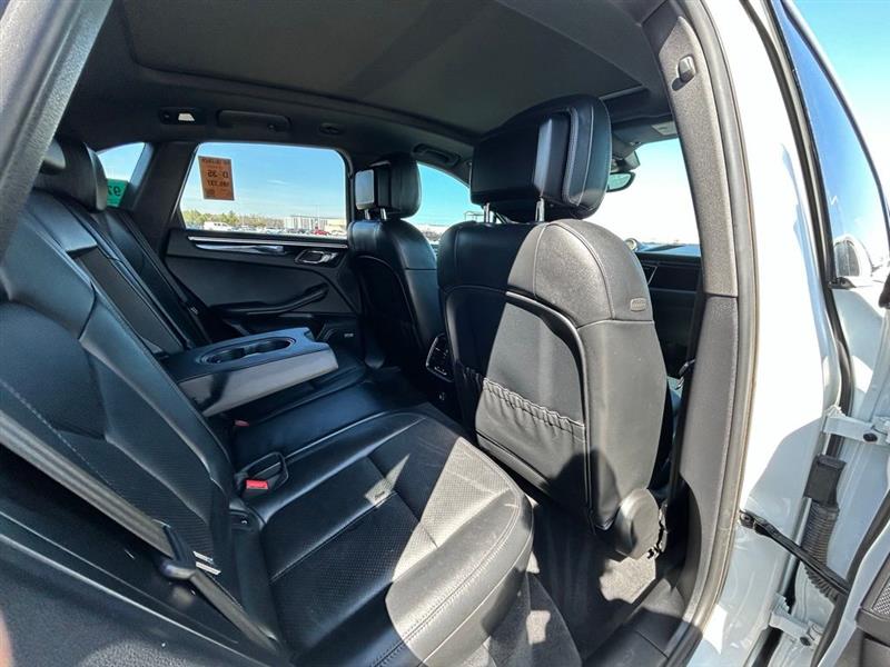 2018 PORSCHE MACAN S