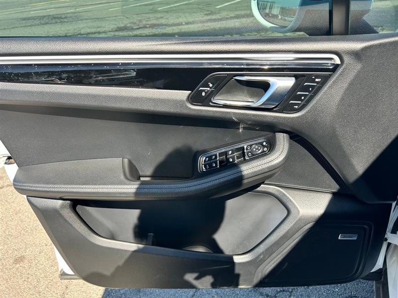 2018 PORSCHE MACAN S