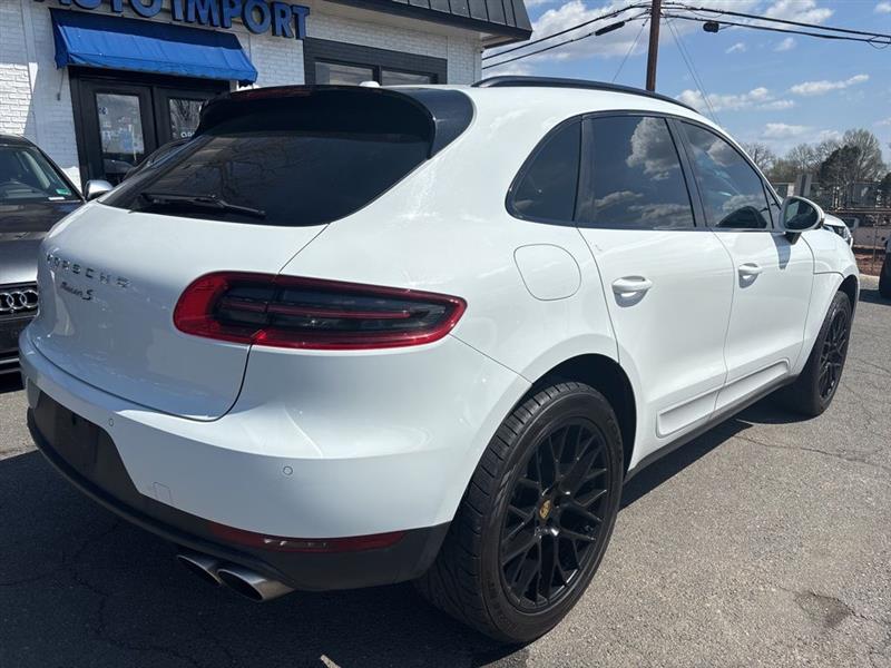2018 PORSCHE MACAN S