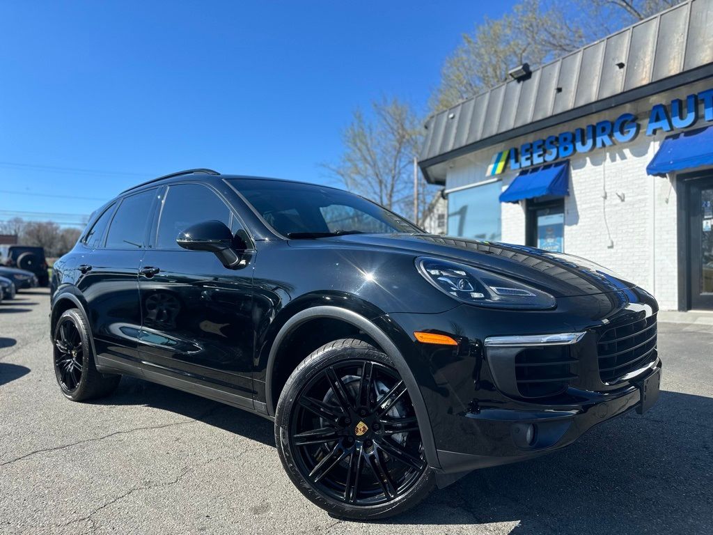 2016 Porsche Cayenne GTS's photo