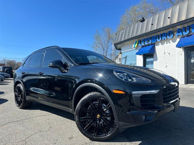2016 PORSCHE CAYENNE GTS