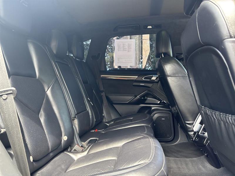 2016 PORSCHE CAYENNE GTS