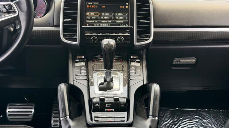 2016 PORSCHE CAYENNE GTS