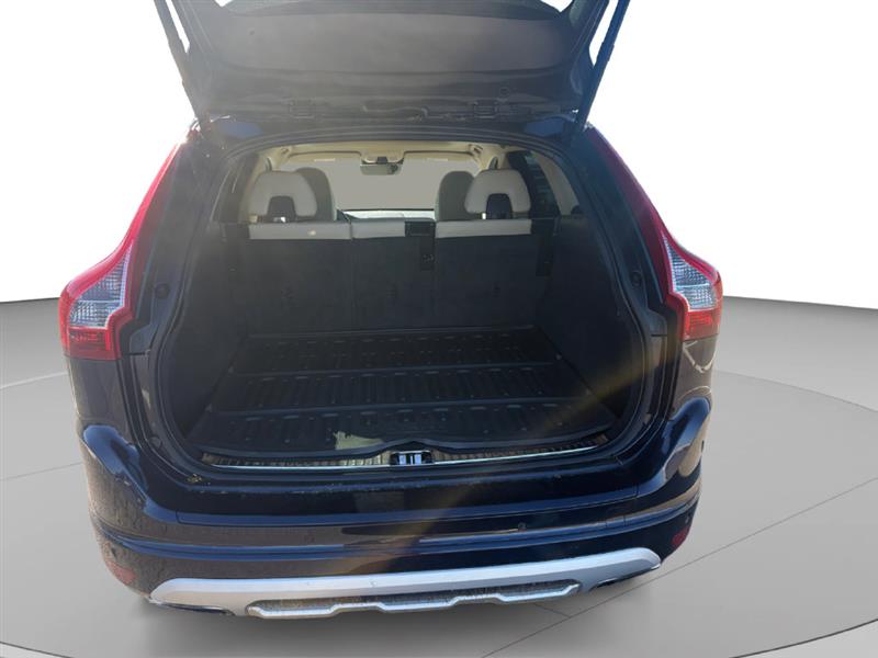 2017 VOLVO XC60 DYNAMIC