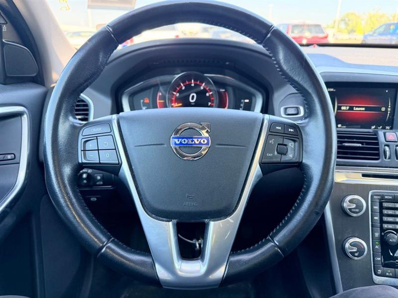 2016 VOLVO XC60 T5 PREMIER