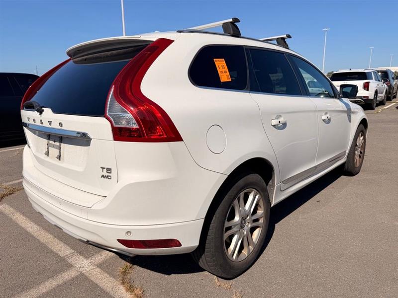 2016 VOLVO XC60 T5 PREMIER