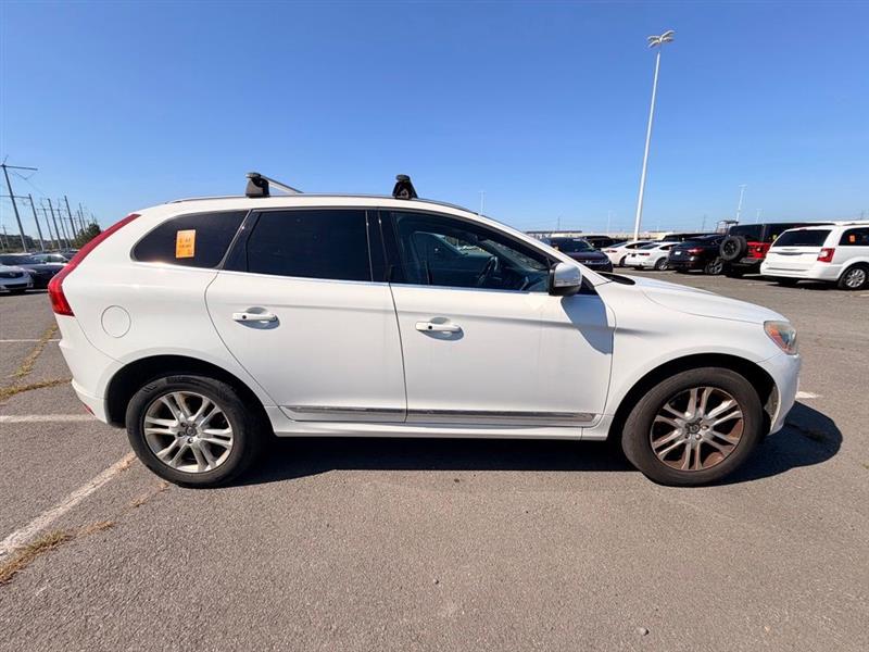 2016 VOLVO XC60 T5 PREMIER