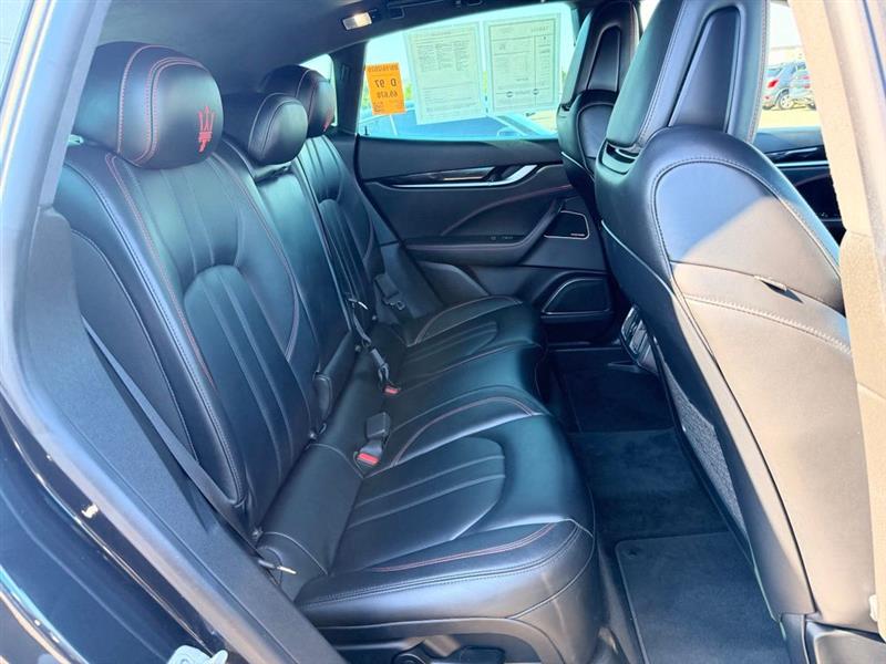 2017 MASERATI LEVANTE 