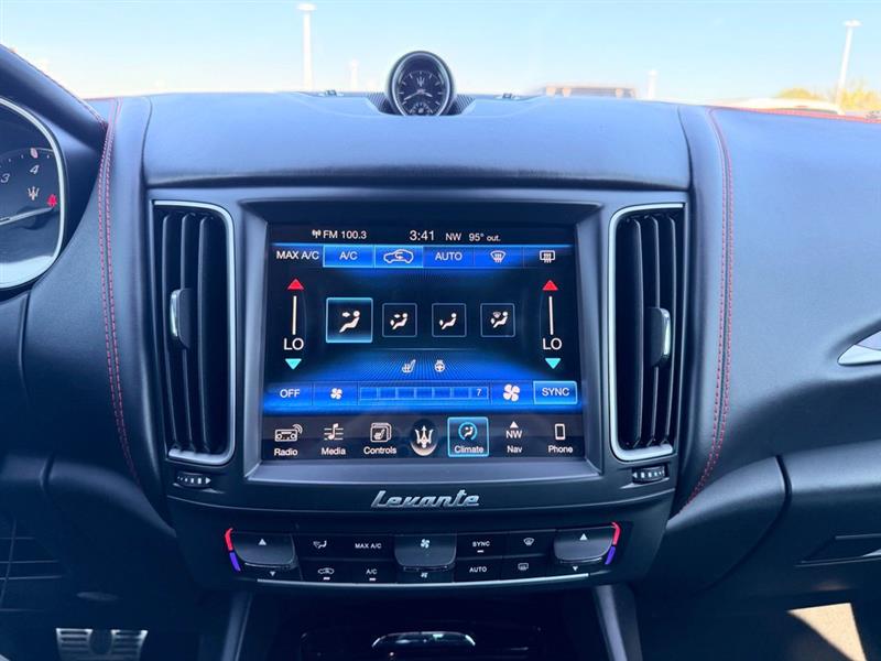 2017 MASERATI LEVANTE 
