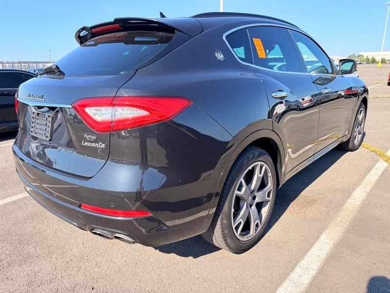 2017 MASERATI LEVANTE 