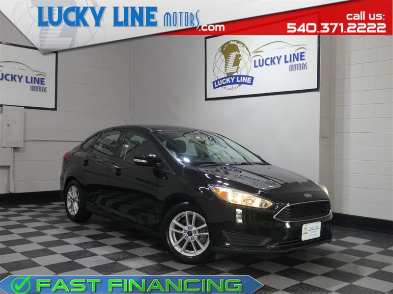 2015 Ford Focus Sedan SE's photo
