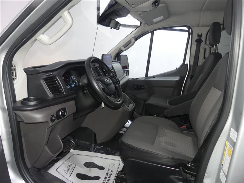 2020 Ford Transit Passenger Van XLT - Photo 18