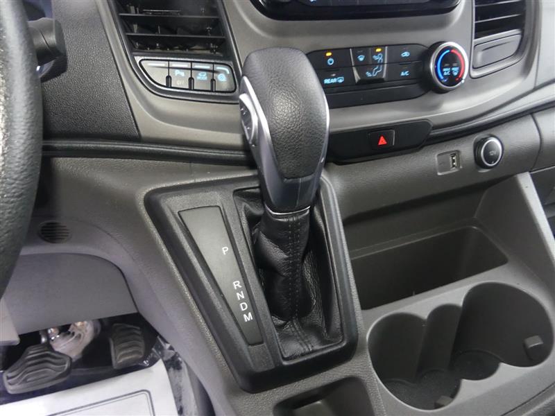 2020 Ford Transit Passenger Van XLT - Photo 28