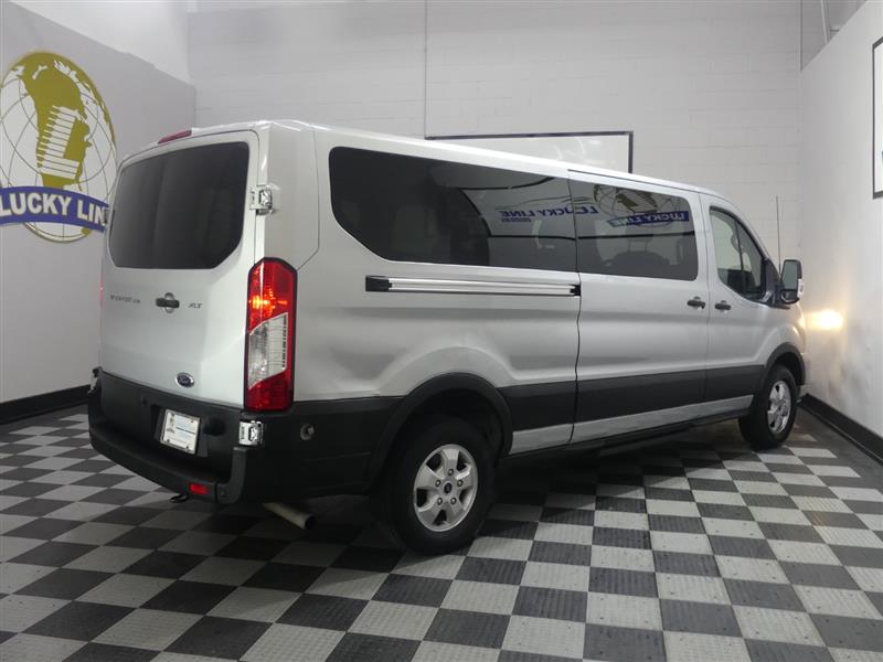 2020 Ford Transit Passenger Van XLT - Photo 9