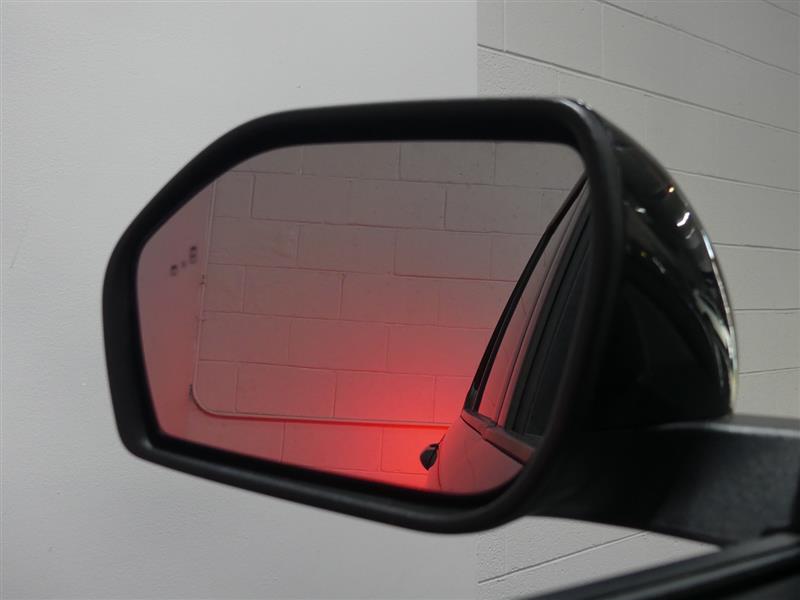 2023 Ford Explorer Limited - Photo 14