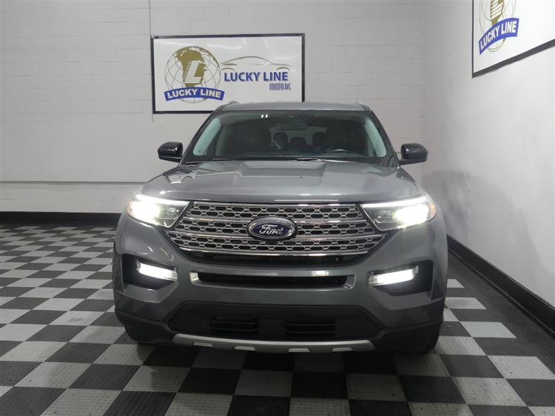 2023 Ford Explorer Limited - Photo 2