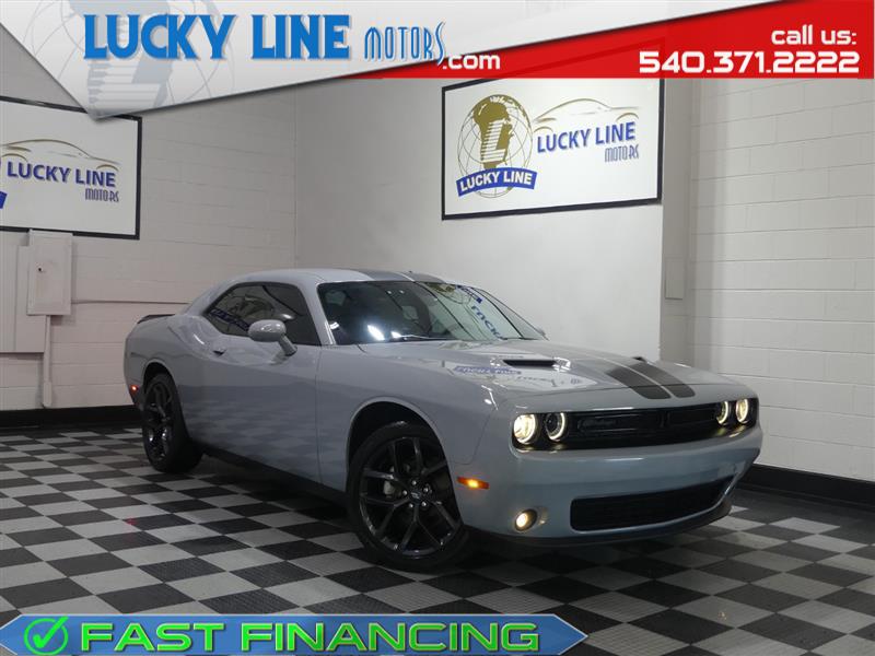 2021 Dodge Challenger SXT Auto's photo