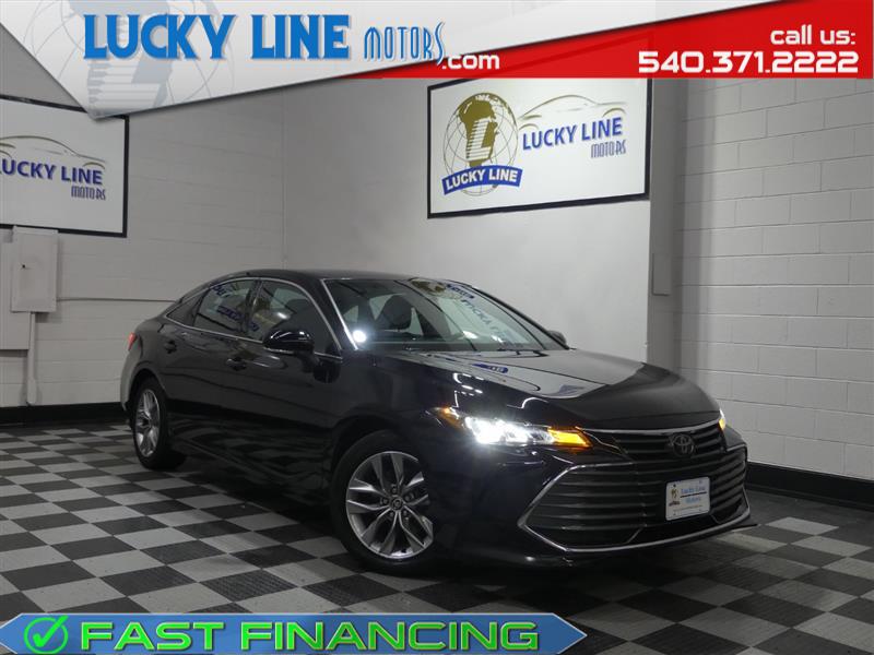 2021 Toyota Avalon's photo