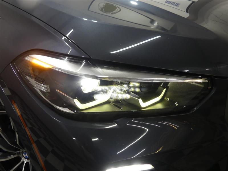 2020 BMW X5 M50i - Photo 15