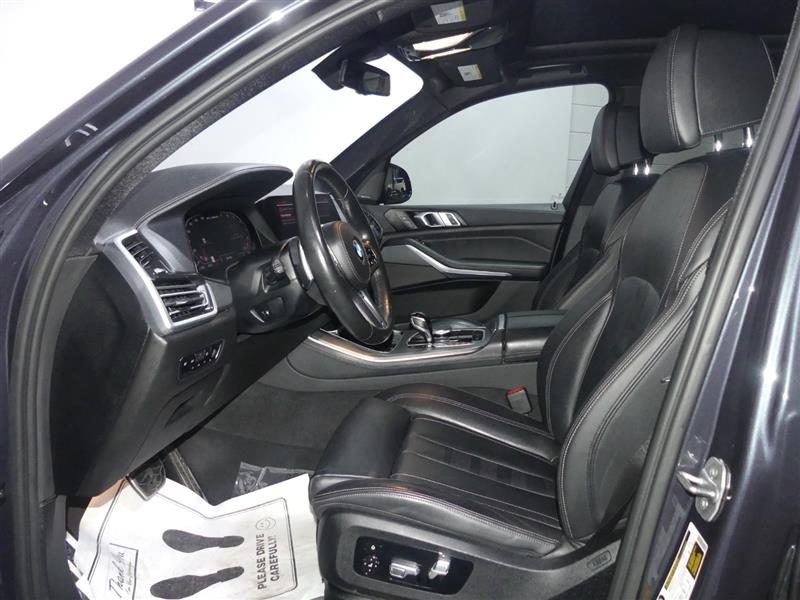 2020 BMW X5 M50i - Photo 22