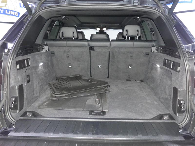 2020 BMW X5 M50i - Photo 9