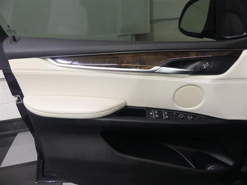 2016 BMW X5 xDrive35i - Photo 16