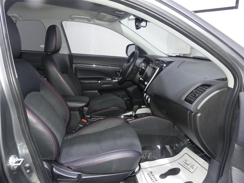 2025 Mitsubishi Outlander Sport SE - Photo 22