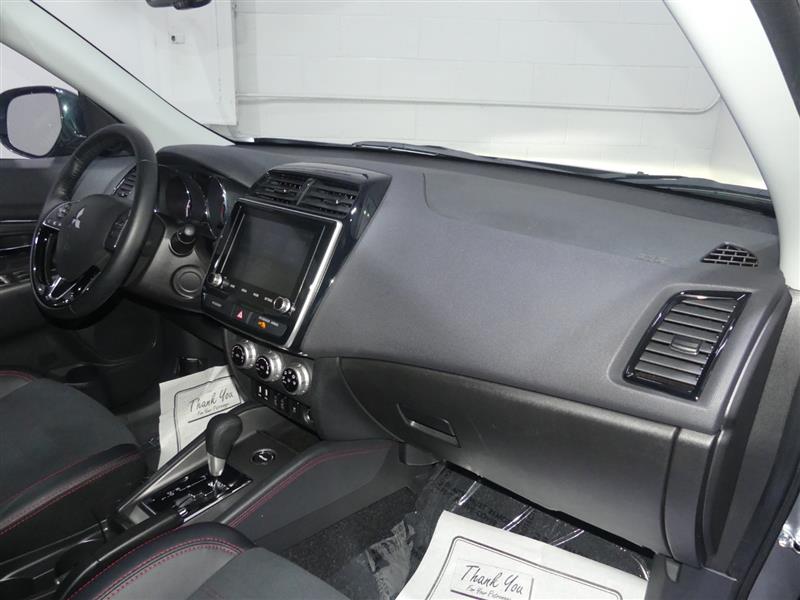 2025 Mitsubishi Outlander Sport SE - Photo 24