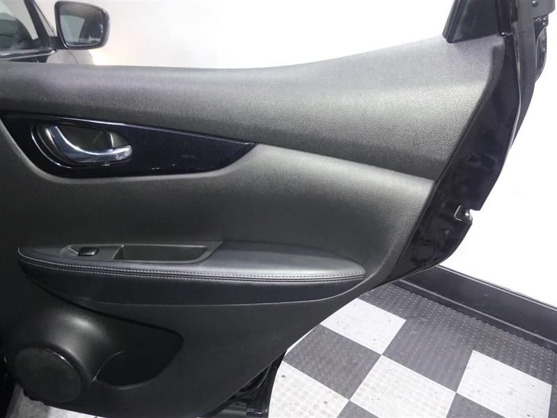 2018 Nissan Rogue Sport SV - Photo 25