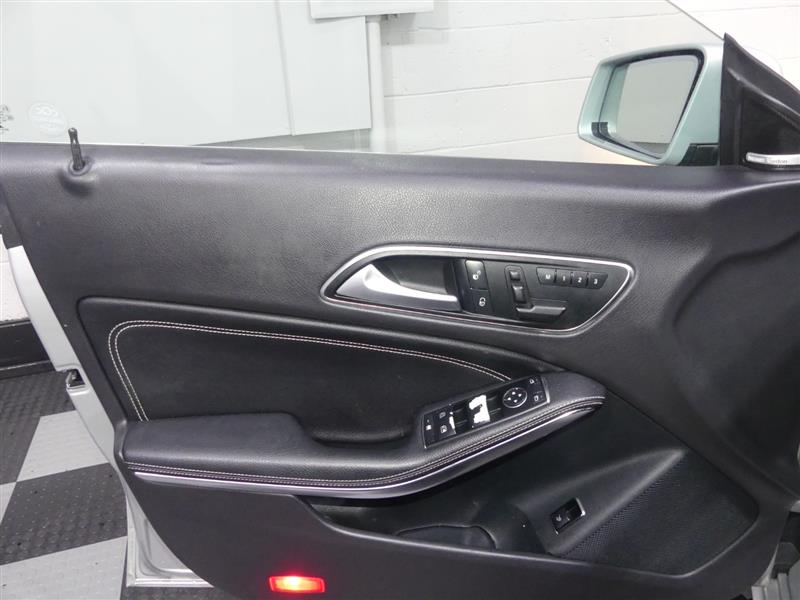 2015 Mercedes-Benz CLA-Class CLA250 - Photo 16