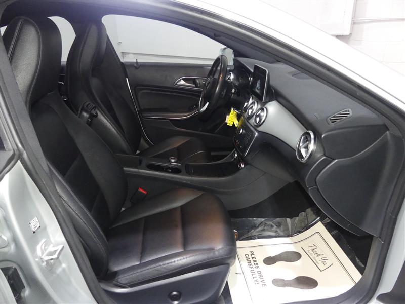 2015 Mercedes-Benz CLA-Class CLA250 - Photo 21