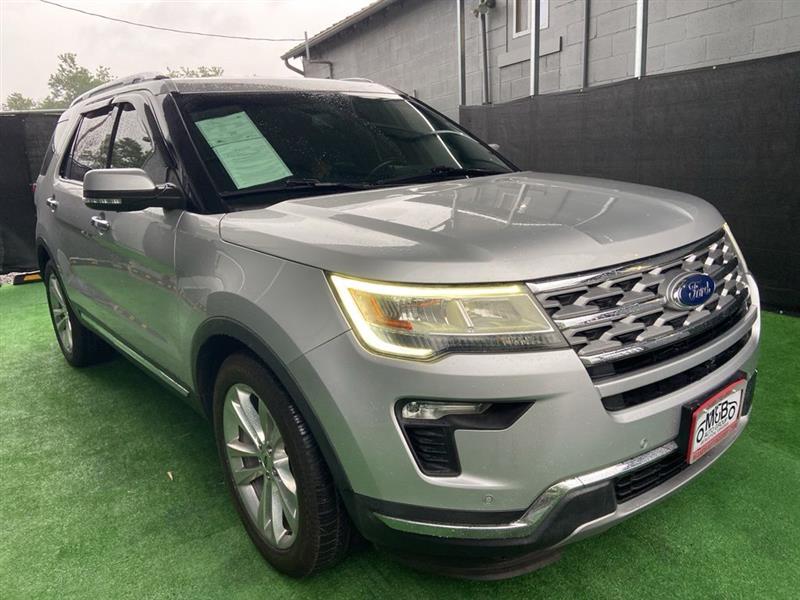 2019 Ford Explorer Limited - Photo 2