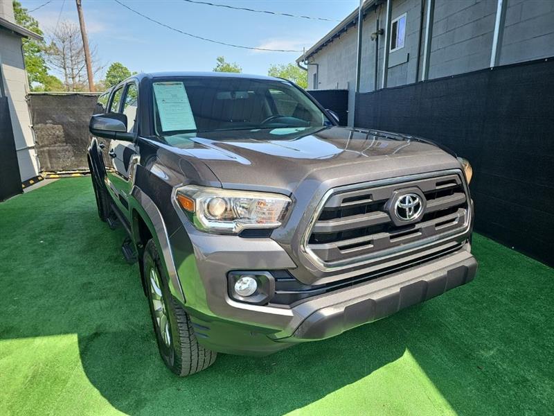2016 Toyota Tacoma SR5 Double Cab 4x4 V6 Auto LB's photo
