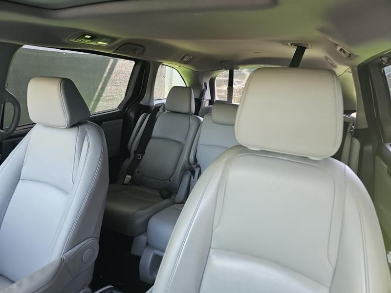2018 Honda Odyssey EX-L - Photo 15