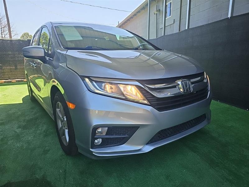 2018 Honda Odyssey EX-L - Photo 3