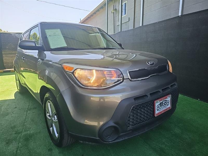 2016 Kia Soul 1.6L Base 5-Door's photo