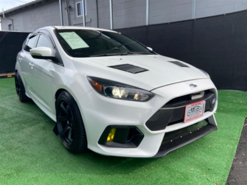 2016 Ford Focus 5 Door Hatch RS's photo