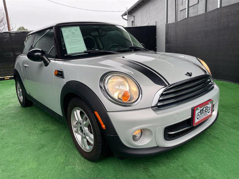 2013 MINI HARDTOP 