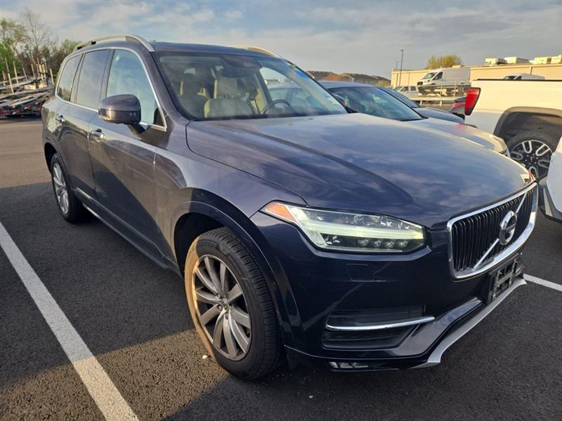 2017 VOLVO XC90 MOMENTUM