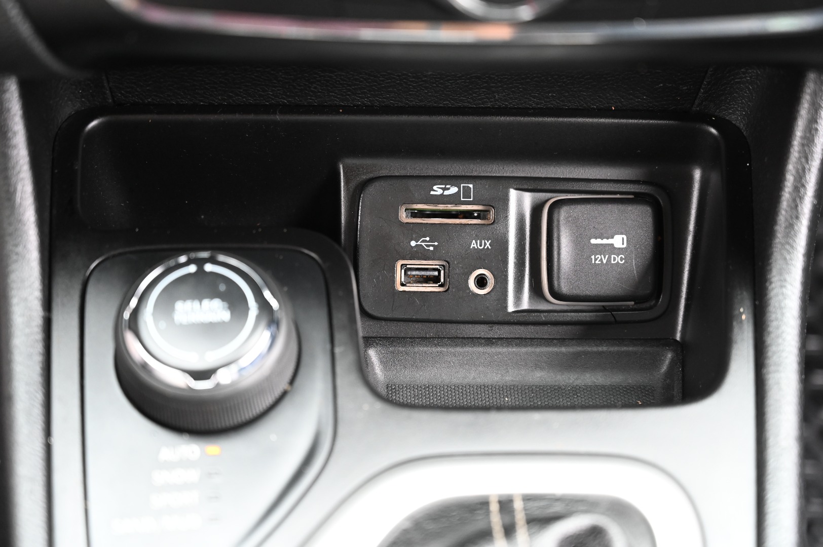 2018 Jeep Cherokee Latitude Plus - Photo 43
