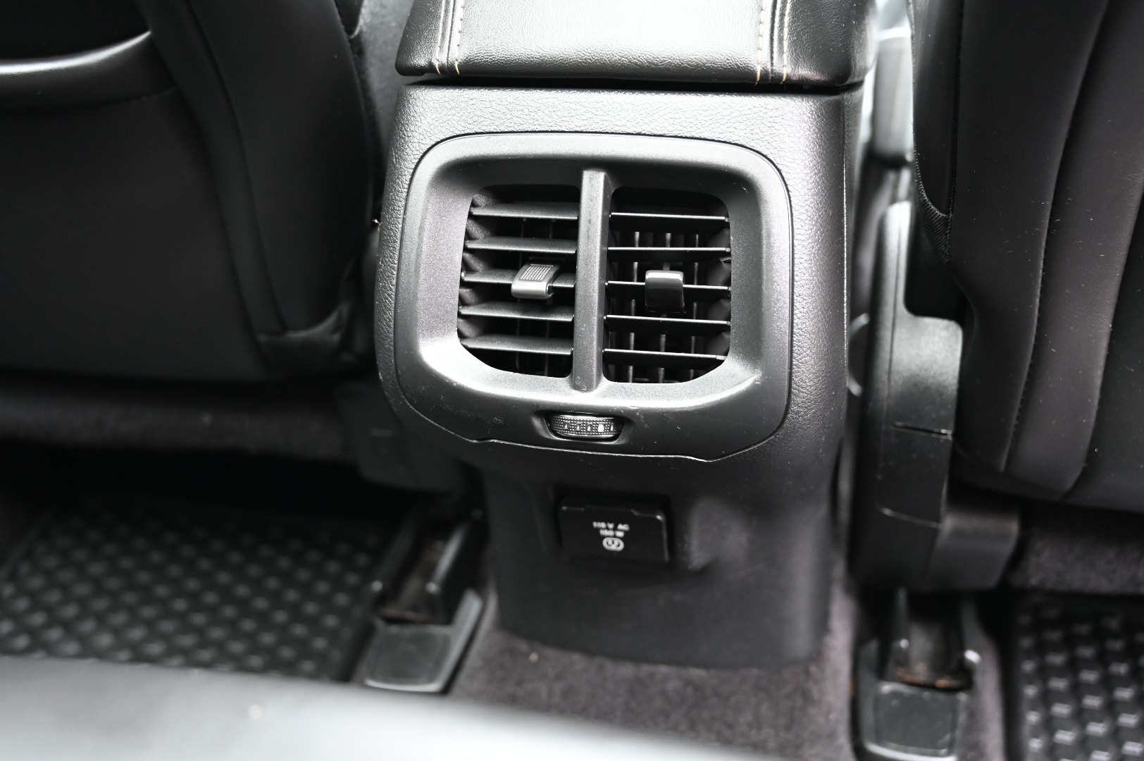 2018 Jeep Cherokee Latitude Plus - Photo 52