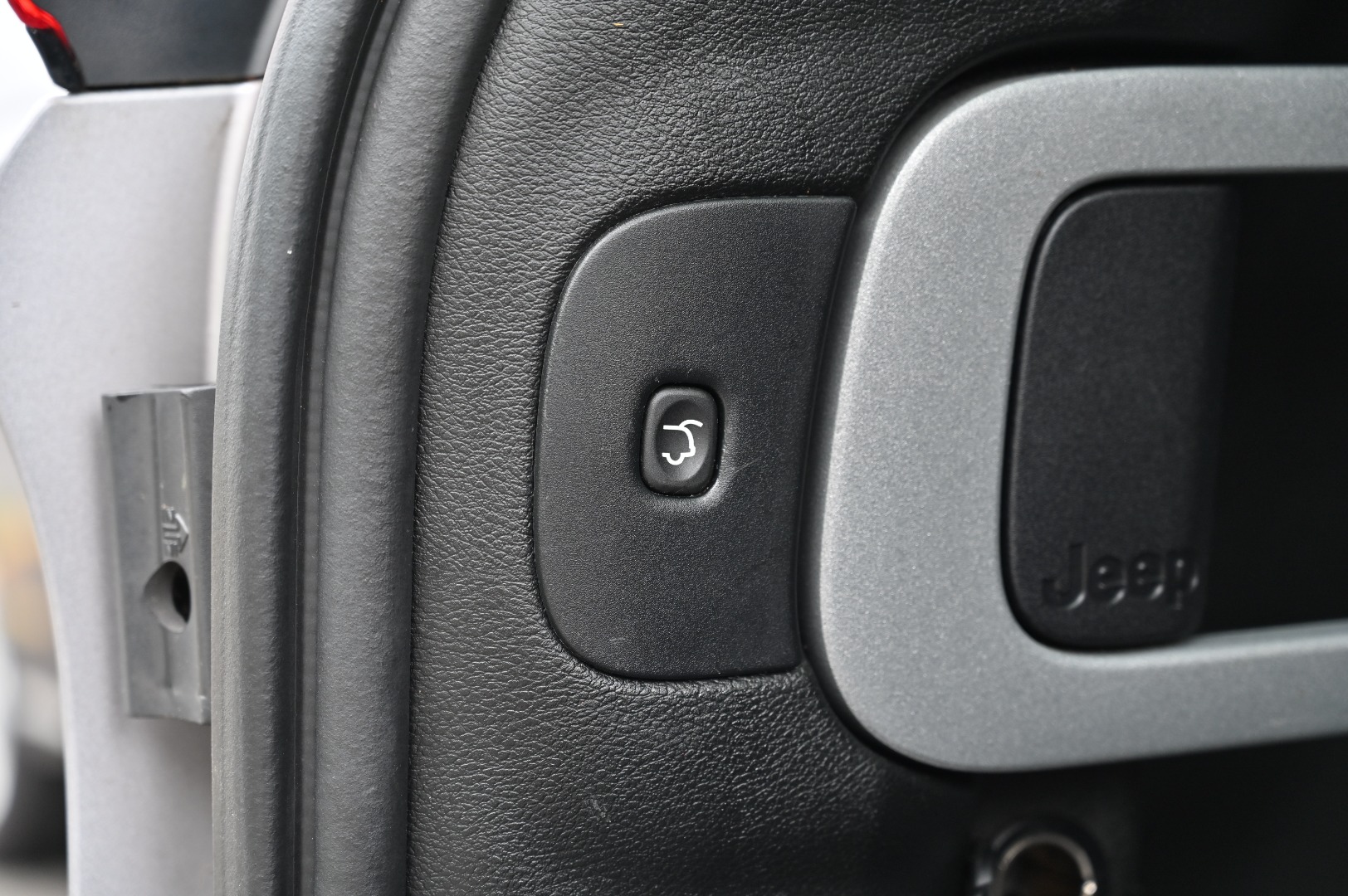 2018 Jeep Cherokee Latitude Plus - Photo 55