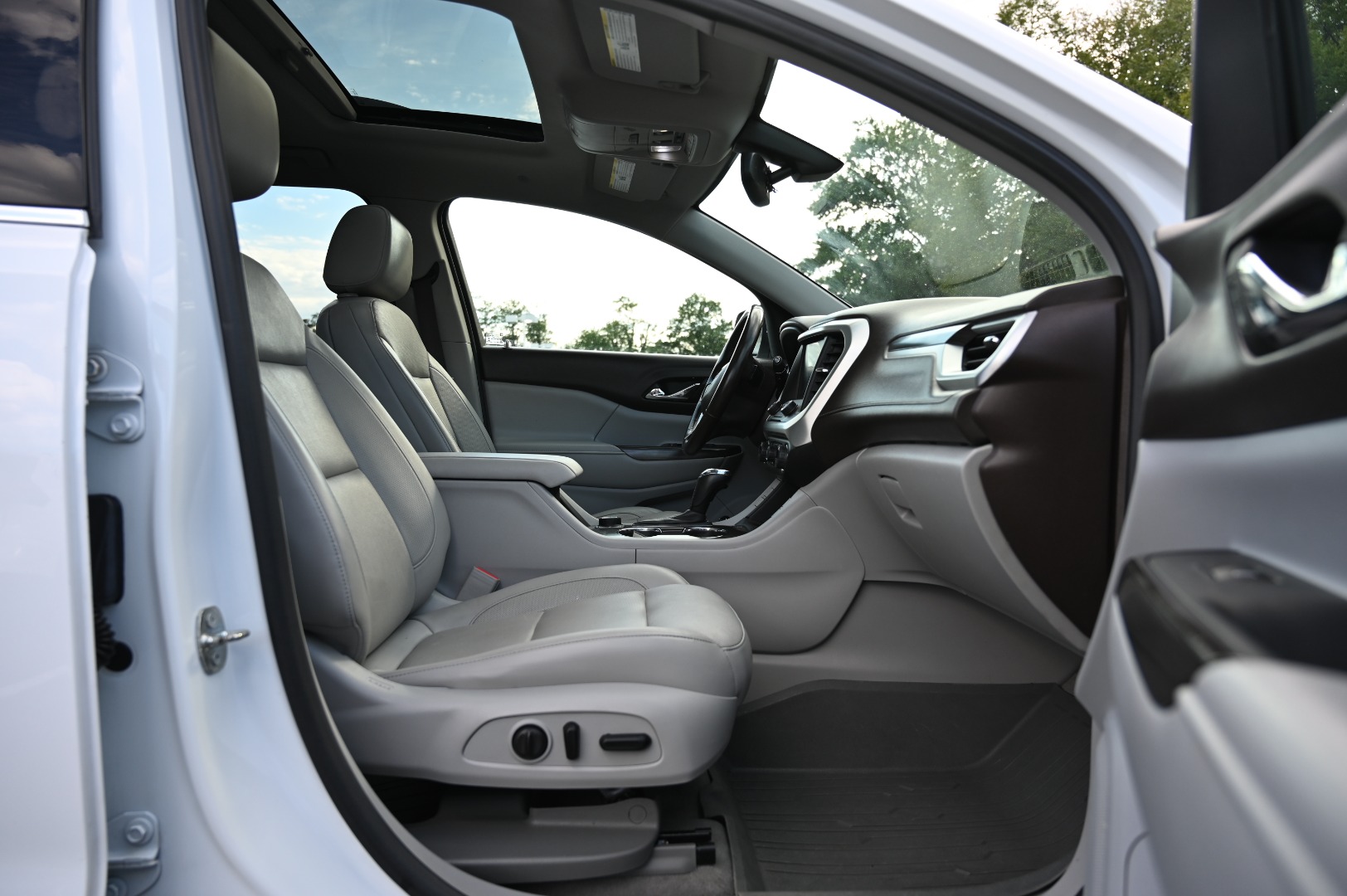 2018 GMC Acadia SLT-1 - Photo 12