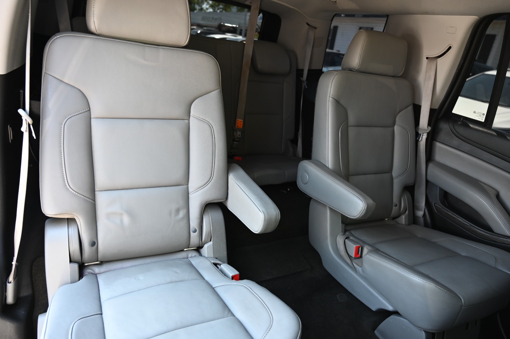 2016 Chevrolet Tahoe LT - Photo 15